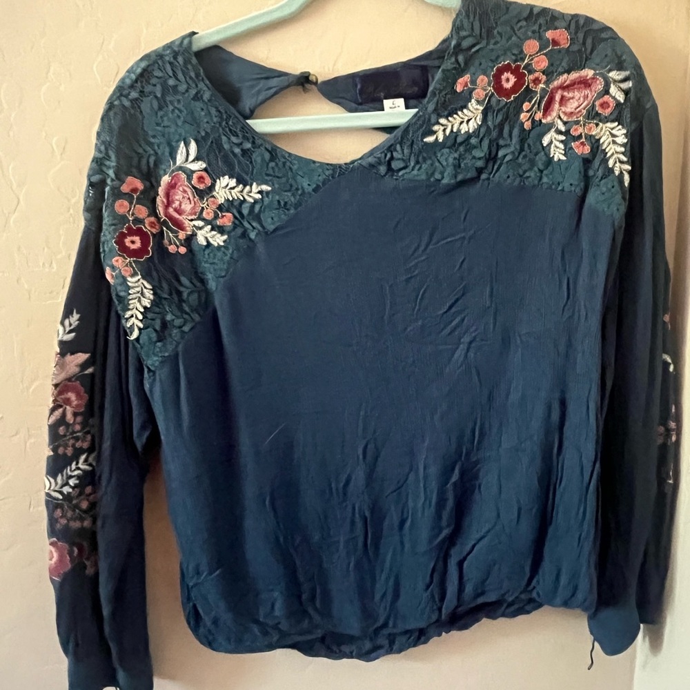 Professional Blouse. Size Large